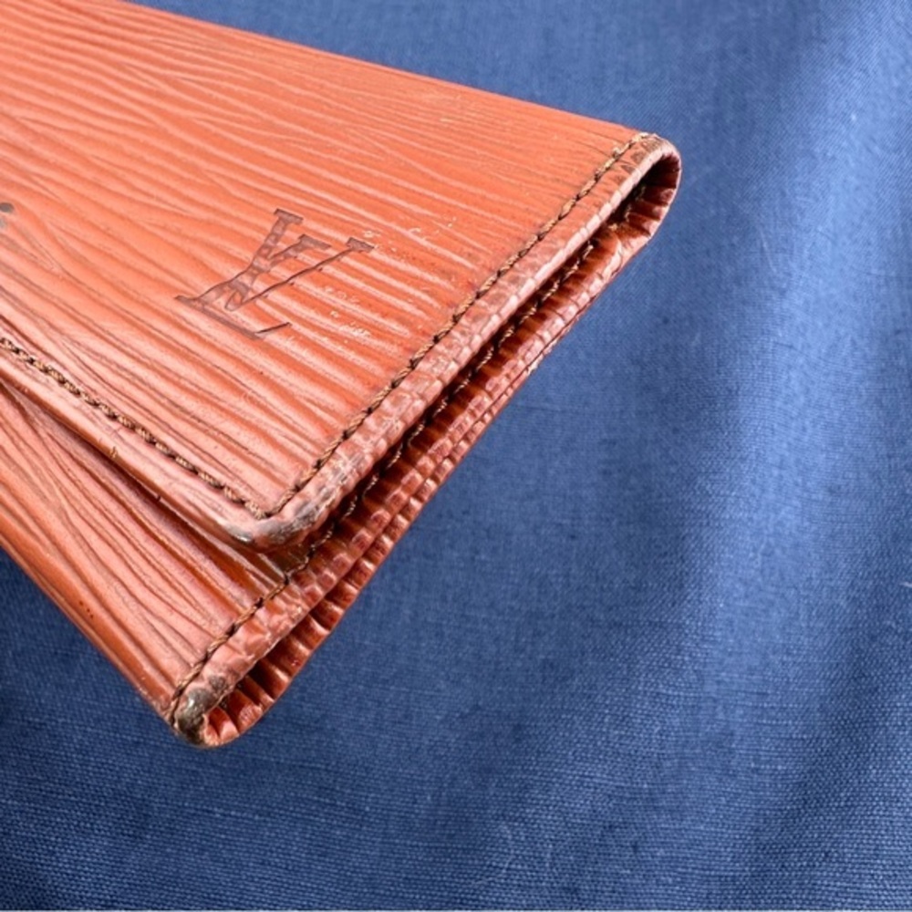 AUTHENTIC Louis Vuitton key holder. Brown. - Picture 6 of 10